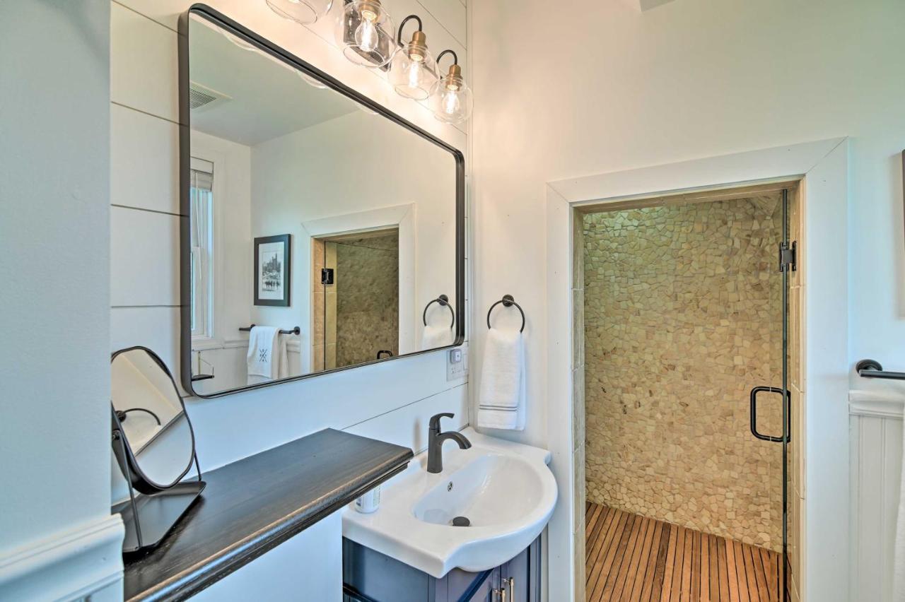 Stylish Studio With Fireplace About 3 Mi From Dtwn! Saratoga Springs Exterior photo